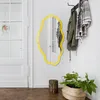 Asymmetrischer Wandspiegel mit Druck – 90x45 cm – Produktbild-Vorschau 2