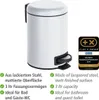 A white pedal bin with a black pedal and lid, shown in a studio setting with descriptive text and an award badge. Anteprima dell’immagine prodotto