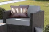 MuchoWow® Outdoor Kissen - Goldene Federn auf braunem Produktbild-Vorschau 5