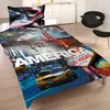 A collage of American landmarks and symbols on a bed. Produktbild-Vorschau