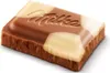 A single piece of Milka chocolate with a marbled pattern of brown and white chocolate, featuring the Milka logo embossed on top. Náhled obrázku produktu