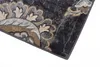 A close-up view of a corner of a rug with a classic design. Náhled obrázku produktu
