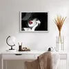 Gerahmtes Poster - Weißer Rahmen - Frau Gesicht Lippen - Produktbild-Vorschau 6