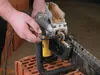 Scie alligator DEWALT 430 mm 1700 W + jeu de lames carbure Voir les images du produit 7