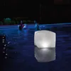 Intex Cube Flottant avec Éclairage LED 23 x 23 cm Voir les images du produit 2