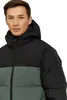A man wearing a puffer jacket. Produktbild-Vorschau