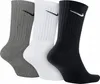 Three pairs of Nike crew socks in different colors (grey, white, and black) arranged side-by-side. Produktbild-Vorschau