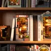 Sakura Wine Alley Book Nook – DIY Miniaturhaus Bausatz, Produktbild-Vorschau 7
