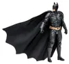 Figurka akcji Batman (Mroczny Rycerz) z serii DC Multiverse Podgląd zdjęcia produktu 2