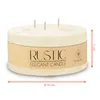 A cream-white, three-wick candle with a label indicating "RUSTIC ELEGANT CANDLE" and dimensions. Anteprima dell’immagine prodotto