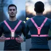 R2B Hardloopvest met Verlichting - Voor & achter – USB-C Productafbeelding-voorbeeld 8