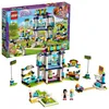 A LEGO Friends Stephanies Sportstadion 41338 set, including the box and assembled toy. Podgląd zdjęcia produktu