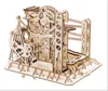 A wooden marble run model kit with marbles. Voir les images du produit