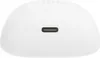 A close-up, centered view of the bottom of a white JBL Tune Flex 2 earbud case, showing the USB-C charging port. Voir les images du produit