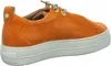 Side view of an orange sneaker with a white platform sole. Produktbild-Vorschau