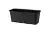 A black rectangular planter box with a woven texture. Voir les images du produit