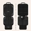 Two black car seat protectors are shown side-by-side with dimensions indicated by lines and text. Anteprima dell’immagine prodotto