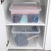 Boîte de rangement avec couvercle, en plastique résistant Voir les images du produit 10