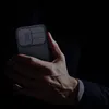 Custodia per iPhone 17, Nillkin CamShield Pro, nero Anteprima dell’immagine prodotto 15