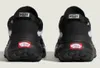 Rear view of two black Vans MTE Crosspath shoes. Produktbild-Vorschau