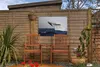 Gartenposter - 60x40 cm - Wal springt im blauen Wasser Produktbild-Vorschau 4