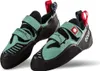 Kletterschuhe "STRIKER QC" von Ocun in mintgrün mit zwei Klettverschlüssen und schwarzer Sohle. Produktbild-Vorschau