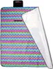 A picnic blanket with a zigzag pattern is shown unfolded, with one half partially rolled back to reveal a silver insulated underside. Produktbild-Vorschau