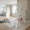 Robuste 6-stufige Teleskop-Doppeltrittleiter: Eine stabile Produktbild-Vorschau 2