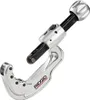 A product shot of a pipe cutter on a white background. Anteprima dell’immagine prodotto