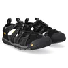 A pair of black KEEN Clearwater Cnx M sandals are shown against a white background. Produktbild-Vorschau