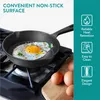 Navaris 2er Set Pfanne Gusseisen - Mit Holzboden - 15 cm Produktbild-Vorschau 4