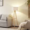 Lindby Stehleuchte Adamio, Ø 45,5 cm, weiß, Textil, Tripod Produktbild-Vorschau 3