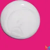A dollop of white cream or lotion on a bright pink background. Anteprima dell’immagine prodotto