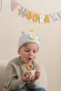 Mała holenderska korona urodzinowa wykonana z tkaniny z Podgląd zdjęcia produktu 3