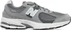 A side view of a New Balance sneaker. Podgląd zdjęcia produktu