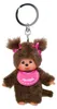 Prívesok na kľúče Monchhichi - chlapec červený podbradník Náhľad obrázku produktu 4