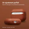 Étui Accezz en cuir véritable pour les Apple AirPods Pro 3 Voir les images du produit 4