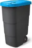 A gray trash can with a blue lid and wheels, shown from the front. Produktbild-Vorschau