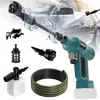 A collection of accessories for a portable cordless pressure washer, including different nozzles, a foam cannon, a hose, and a clip, with a car being washed in the background. Produktbild-Vorschau