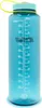 A blue Nalgene water bottle with measurement markings. Voir les images du produit