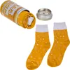 Chaussettes emballées dans une canette de bière en métal Voir les images du produit 19