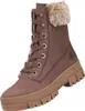 Auf dem Bild ist ein brauner Stiefel zu sehen der seitlich abgebildet ist. Der Schuh hat eine robuste Sohle und eine strukturiert genähte Oberfläche. Produktbild-Vorschau