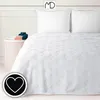 Prehoz na posteľ 200 × 220 cm, 340 g/m², biely, reliéfny Náhľad obrázku produktu 8