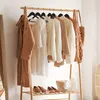 Holz-Kleiderbügel 32er-Pack, schwarz, bis 8,2 kg, mit Drehhaken Anteprima dell’immagine prodotto