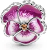 A close-up studio shot of a Pandora charm shaped like a pansy flower. Produktbild-Vorschau