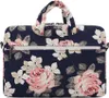 A floral patterned laptop bag. Náhled obrázku produktu