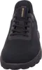 A close-up, front-facing view of a black athletic shoe. Voir les images du produit