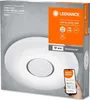 The image shows the packaging of a LEDVANCE ORBIS KITE smart light. The packaging features product details, brand logo, and app control information. Produktbild-Vorschau