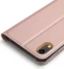 A close-up view of a rose gold flip case for a smartphone. Produktbild-Vorschau