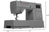 A gray Singer Heavy Duty computer sewing machine is shown from a diagonal, slightly elevated front-side view against a white background. Dimensions are indicated with lines and text. Anteprima dell’immagine prodotto